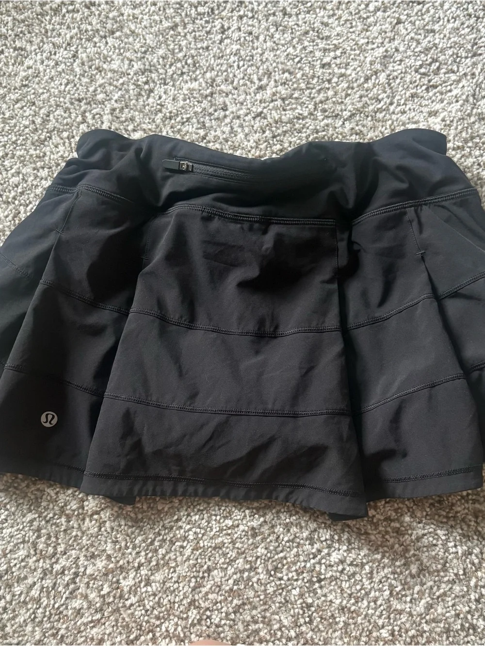 Lululemon Black Pace Rival Skirt Size 8